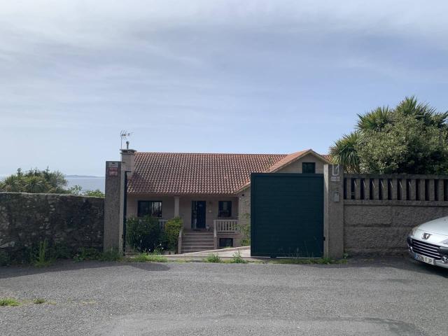 VENTA DE CHALET EN ARDAN MARIN