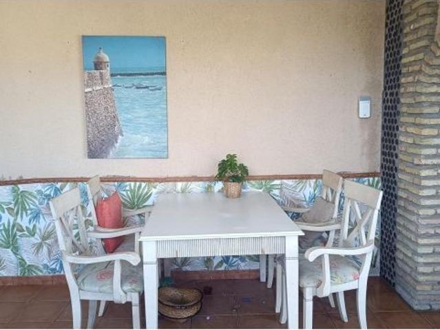 VENTA DE CHALET EN PAGO DEL HUMO