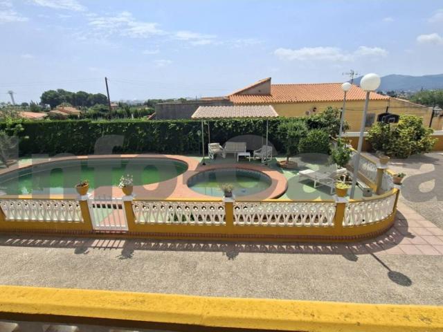 Venta de chalet independiente en Onda