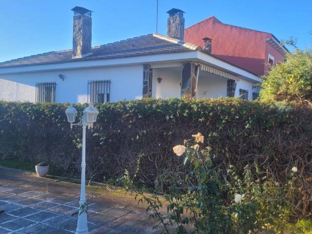 VENTA DE CHALET UNIFAMILIAR EN VILLANUEVA DE LA TORRE GUADALAJARA