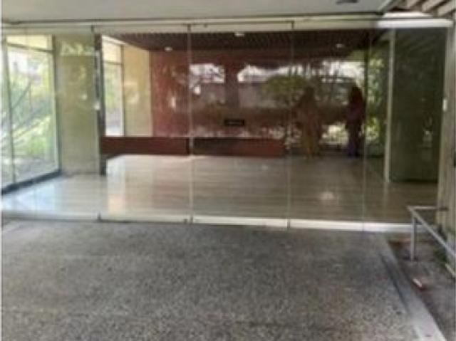 Venta de cómodo apartamento en San Bernardino, 185M2