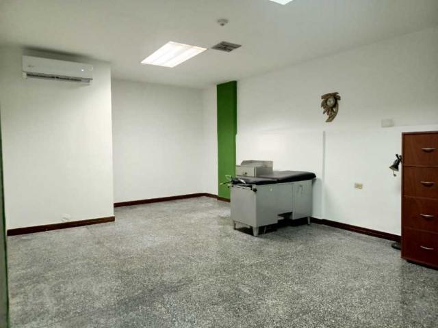 Venta de Consultorio Maiquetía La Guaira JG08W