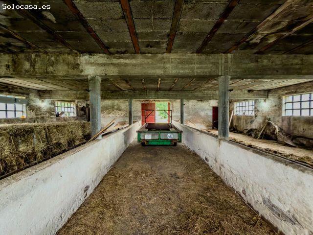 Venta de cuadra y terreno