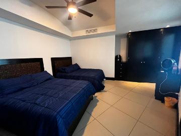 Venta de Departamento con Incre?ble Vista al Mar en BVG Marina Ixtapa