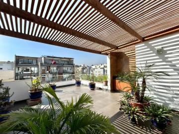 Venta de Departamento con Terraza en Chacarilla, San Borja