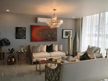 Venta de Departamento en la Del Valle