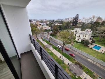 VENTA DE DEPARTAMENTO EN SAN ISIDRO, PISO 10 con BALCON