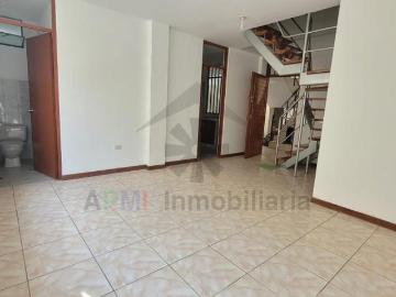 VENTA DE DEPARTAMENTO EN PRIMER PISO MUY CERCA AL CENTRO DE CHICLAYO