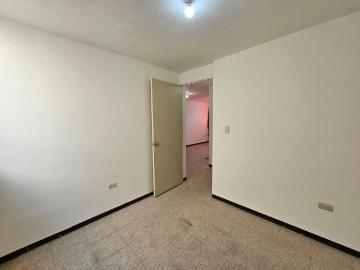 Venta de departamento pb en portal de lincoln garcia n. L