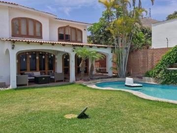 VENTA DE DOS LINDAS CASAS EN 1,000 M2, AVENIDA EL CORREGIDOR, LA MOLINA VIEJA