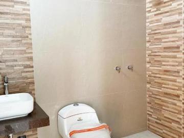 Venta de duplex dormitorios con balcon y terraza limite de la molina con ate