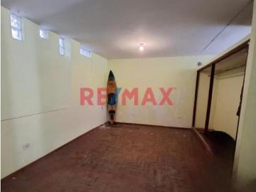 Venta De Duplex En Ocasion Para Remodelar Urb. California 220 M2 143,000 Dolares