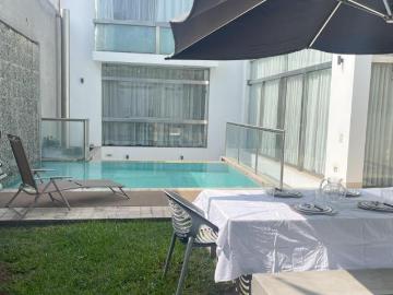 Venta de elegante casa ubicada en urbanizacion el fugio en la molina