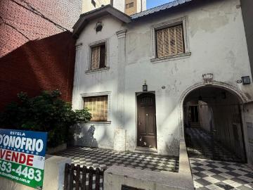 Venta de espectacular Casa 4 ambientes en Villa Urquiza