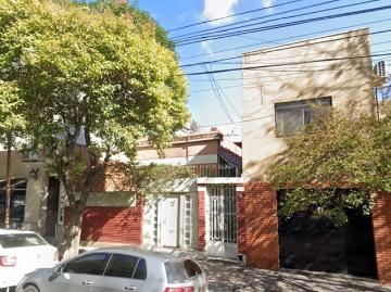 Venta de espectacular Casa 4 ambientes en Boedo