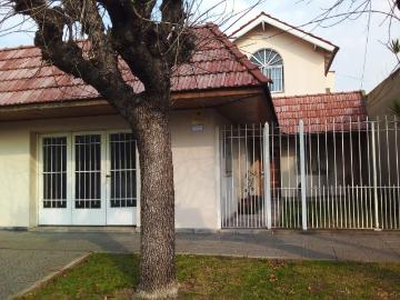 Venta de espectacular Casa 4 ambientes en Lomas de Zamora Temperley