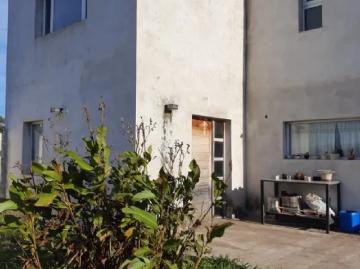 Venta de espectacular Casa 4 ambientes en Miramar
