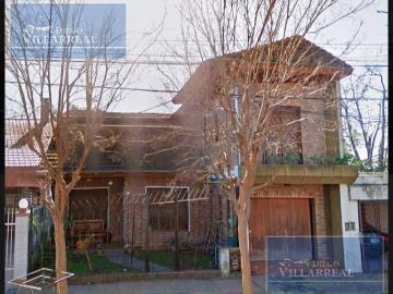 Venta de espectacular Casa 5 o mas ambientes en Puan