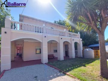 Venta de espectacular Casa 1 ambiente en Miramar