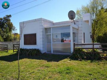 Venta de espectacular Casa 3 ambientes en Miramar