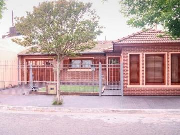 Venta de espectacular Casa 3 ambientes en Necochea