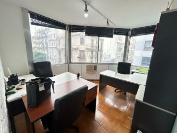 Venta de espectacular Local Entre 30 y 60 mts. en Tribunales