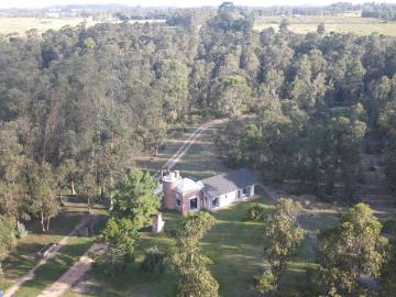 Venta de espectacular Quinta 3 ambientes en San Carlos