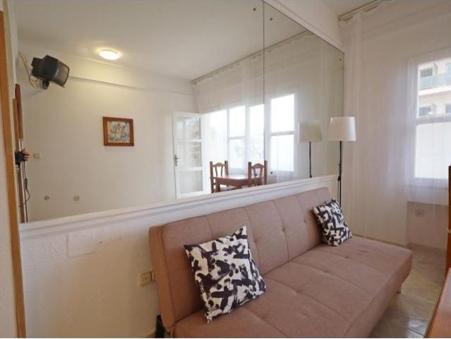 Venta de estudio en los Nidos, Carihuela a 50 metros de playa