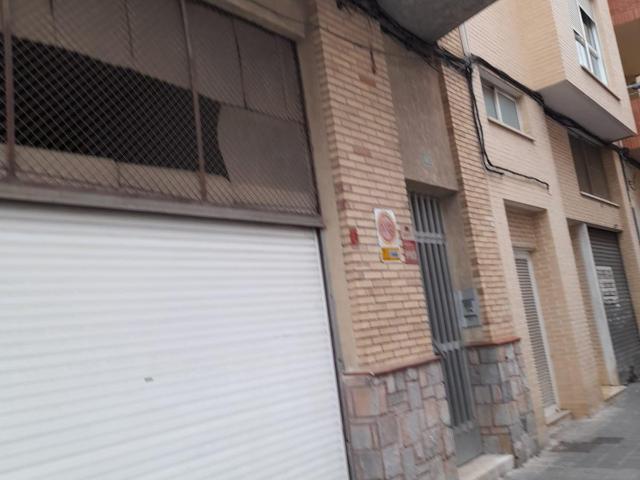 VENTA DE EXCELENTE Local seminuevo con salida de humos