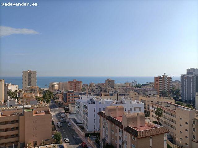 VENTA DE EXCELENTE VIVIENDA ZONA PLAYA DE MUCHAVISTA CON VISTAS AL MAR