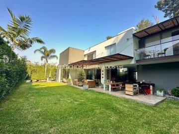 Venta de exclusiva casa en Condominio en La Planicie 1era etapa