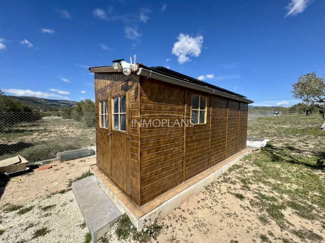 Venta de finca rústica en Onil