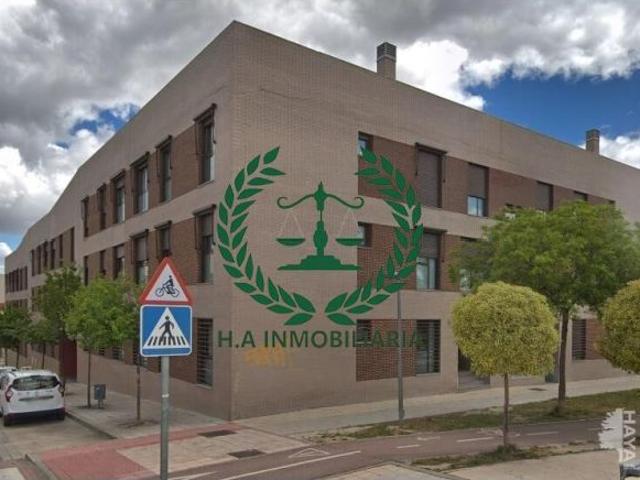VENTA DE GARAJE, CALLE MARIA BLANCHARD, 4 SAN SEBASTIAN DE LOS REYES MADRID PVP. 5.300 €