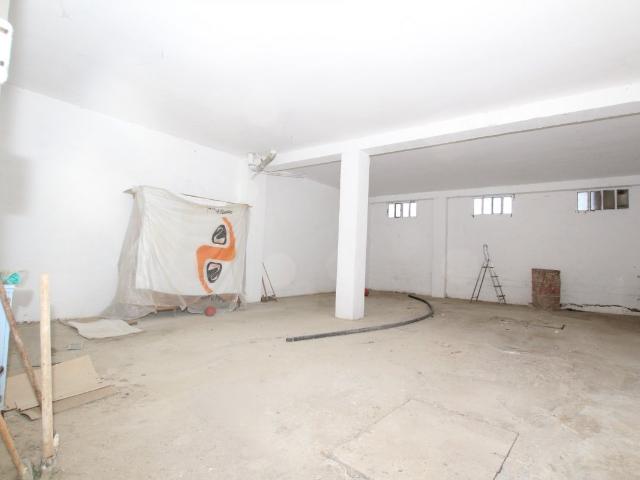 VENTA DE GARAJE/ ALMACEN PRIVADO