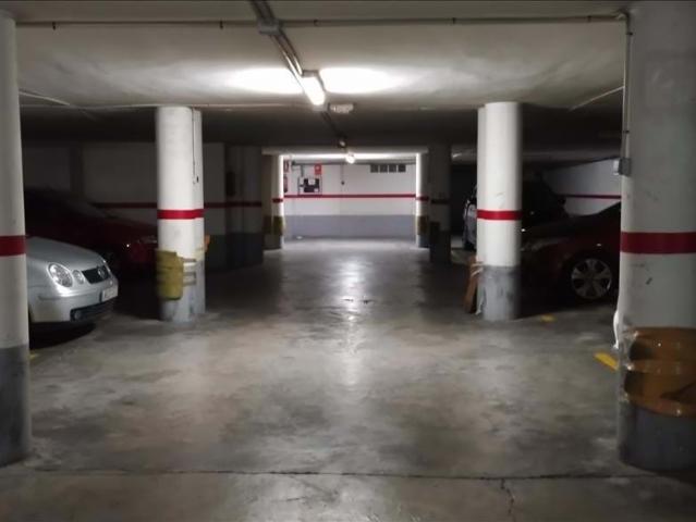 Venta de Garaje en Calle Ausias March Nº 57 Burjassot Valencia/València