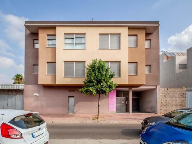 Venta de Garaje en Avenida DIPUTACION Nº 45 Y Guadassuar Valencia/València