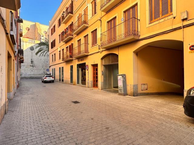 Venta de garaje en el centro de Vilanova i la Geltrú