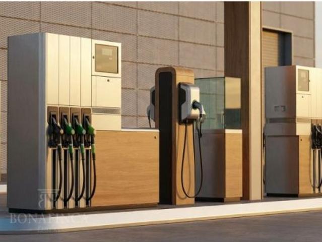 Venta de Gasolinera Premium en Rentabilidad: Ubicación Estratégica a 10km de
