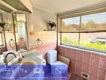 Venta De Gran Casa En Los Dominicos | 6 Dormitorios por 18990.00 en Las Condes