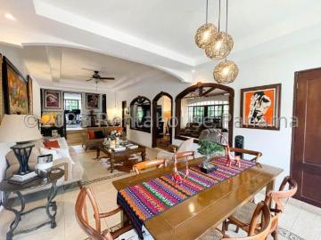 Venta de hermosa casa amoblada en Las Cumbres 25 5456 JSS