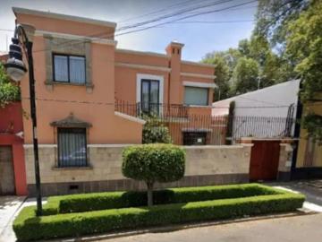 Venta de hermosa casa de 180 mts2. Con 3 habitaciones en la Del Carmen, Coyoacán