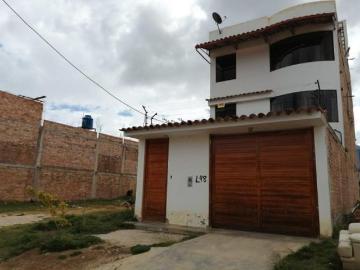 VENTA DE HERMOSA CASA EN CAJAMARCA ID C27