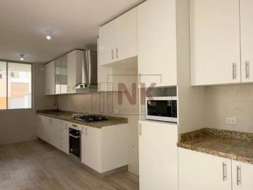 Venta de hermosa casa en la molina