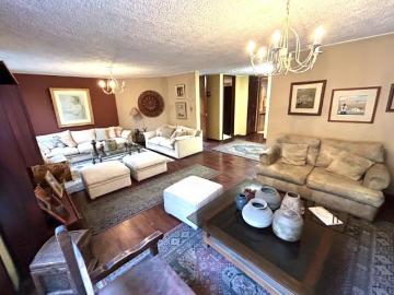 Venta de hermosa casa en Mayorazgo límite con La Molina