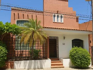 Venta de hermosa propiedad a 6 minutos de la Playa!