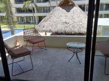 Venta de hermoso departamento sobre Av. principal de Nuevo Vallarta