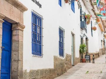VENTA DE HOTEL HOSPEDAJE EN SAN BLAS, CUSCO
