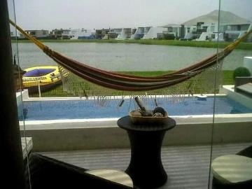 Venta de linda casa de playa condominio puerto nuevo