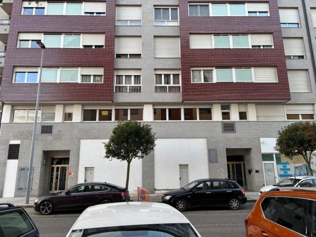 VENTA DE LOCAL ZONA ROSALEDA EN PONFERRADA