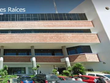 Venta de local comercial con Mezanine y bodega 567m2 Norte de 4008